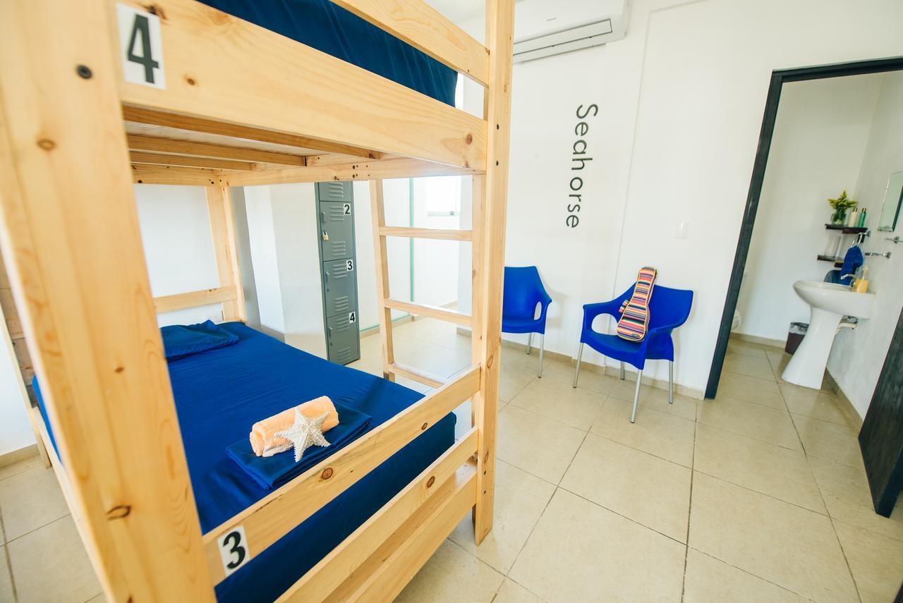 The Mermaid Hostel Beach (Adults Only) Cancun Exterior photo
