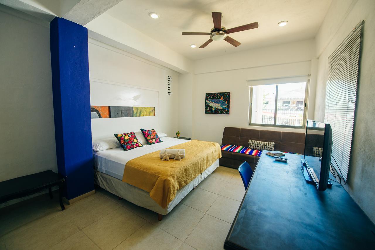 The Mermaid Hostel Beach (Adults Only) Cancun Exterior photo