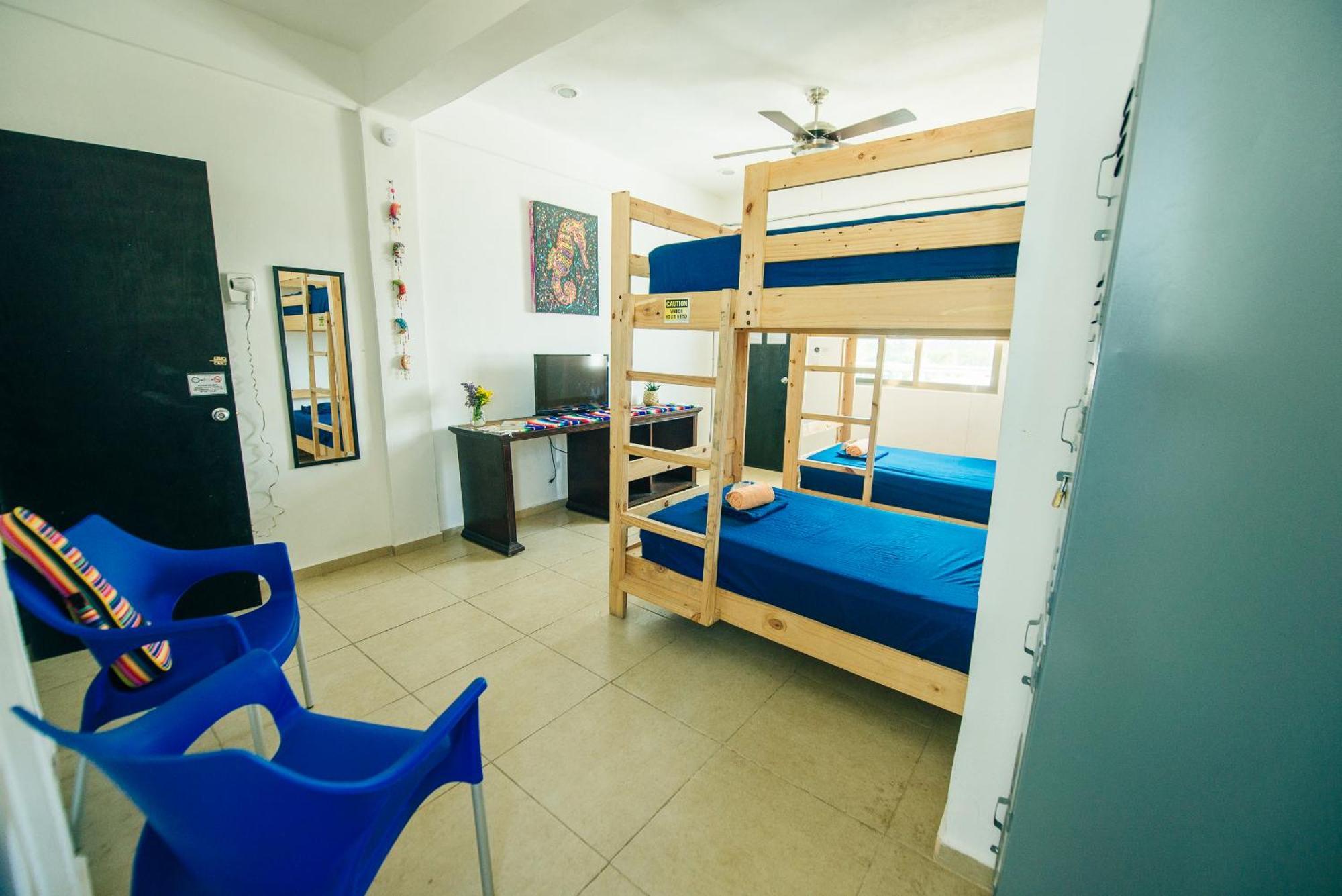 The Mermaid Hostel Beach (Adults Only) Cancun Exterior photo